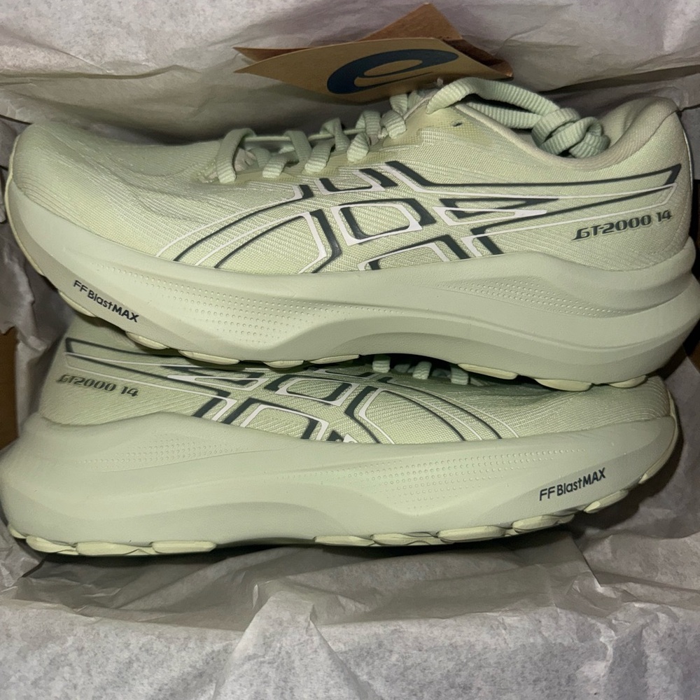 Asics GT-2000 14 Light Green Sneakers